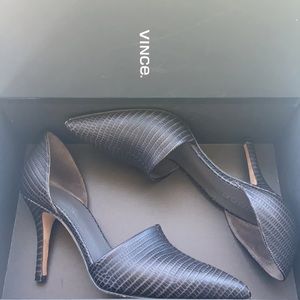 VINCE. Claire Lizard-Embossed D’Orsay Pumps in Graphite (EUC)